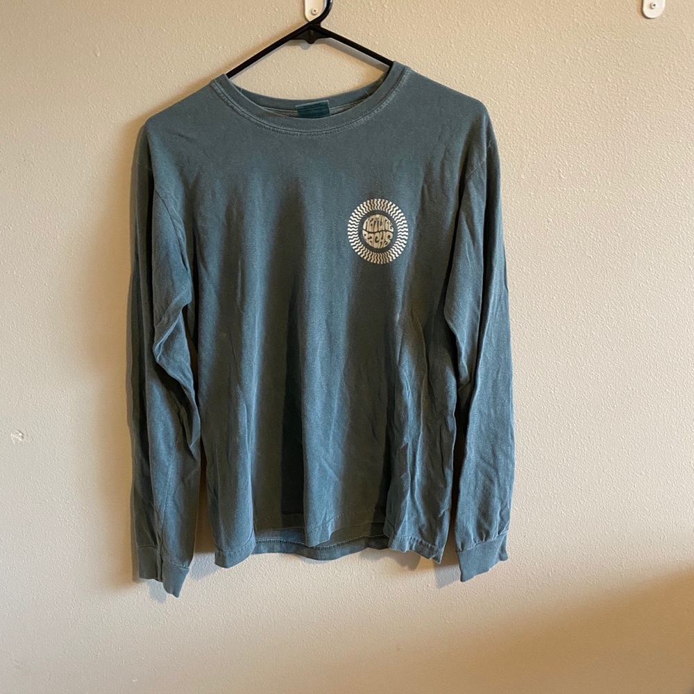 Long sleeve nature backs